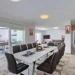 Nur Holiday home Pula