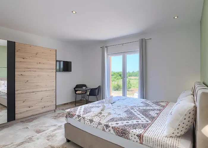 Ferienhaus Nur Pula